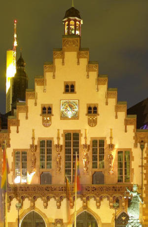 Stadtführung - Bürger, Bembel, Bankenmacht - Frankfurt zwischen Römer und Hochhausschluchten